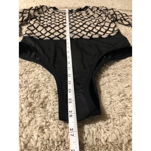 NWT Limited Edition Rare London Take On Me Sequin Bodysuit Sz 4 - Picture 7 of 8
